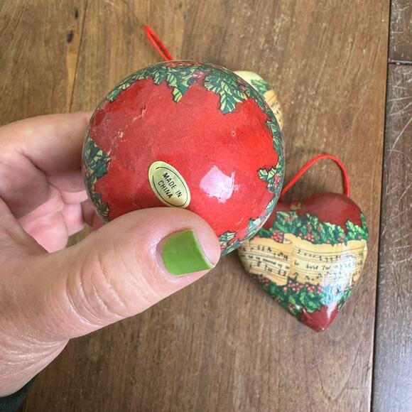 Vintage Christmas Heart Ornaments Old World Victorian Music Paper Mache - Picture 4 of 10